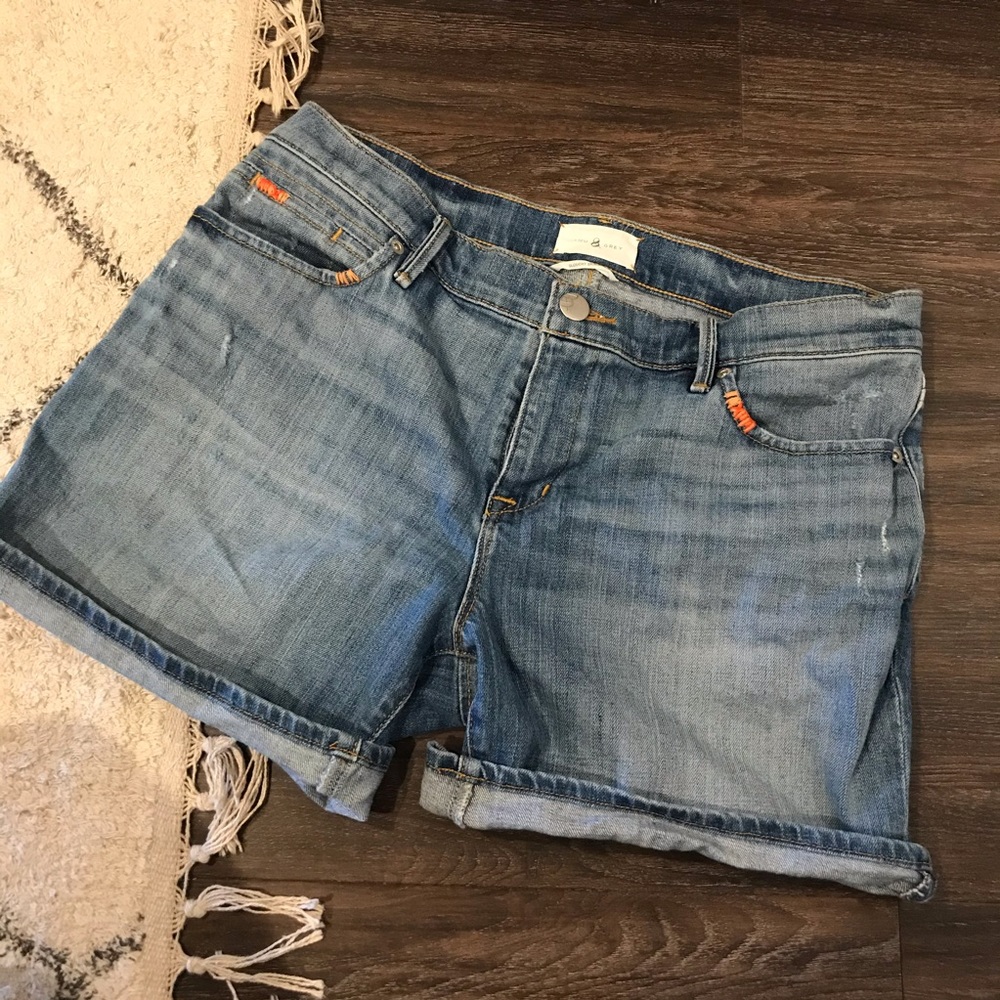 Loft Denim Short - Picture 6 of 6